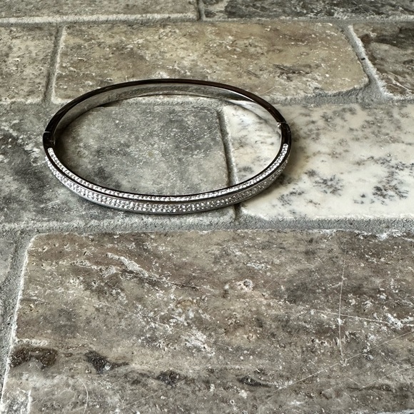 Icy Bling Bracelet - Picture 2 of 4